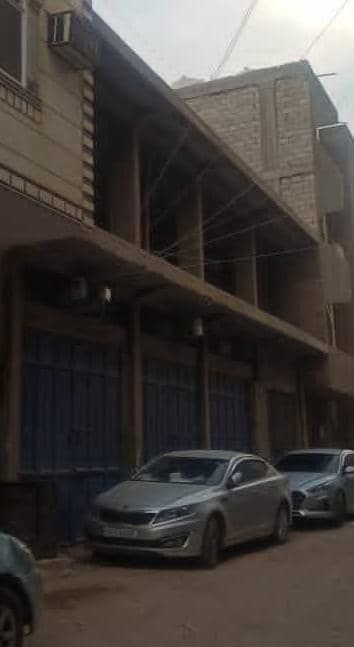 عماره للبيع  سكني تجاري  في التسعين بلوك 11 عدن