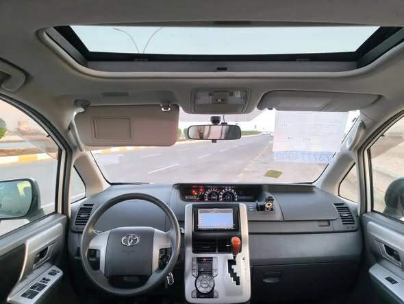 باص فوكسي2008 للبيع 