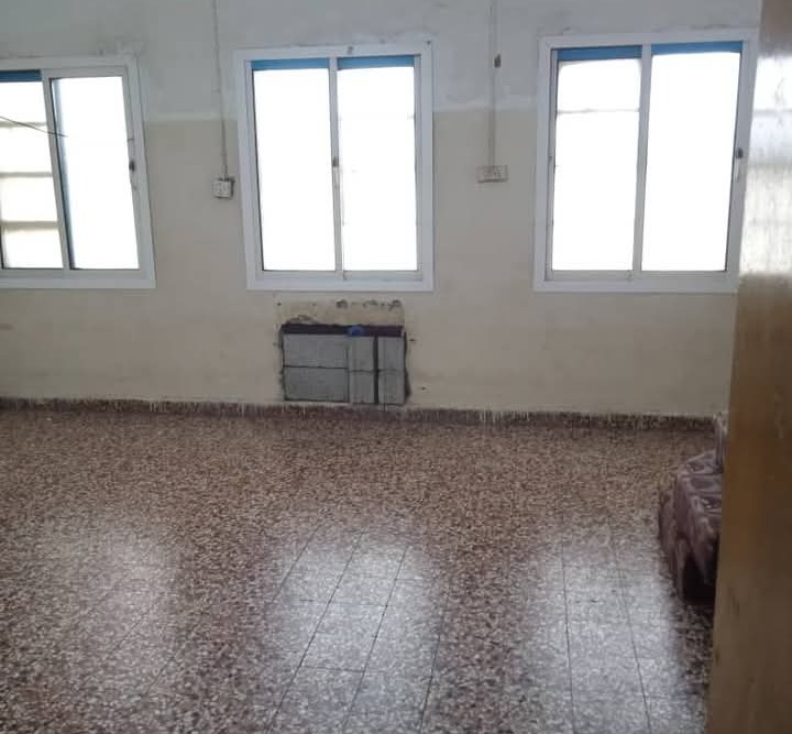 شقة سكنية_تجارية للبيع في خور مكسر  الشابات 