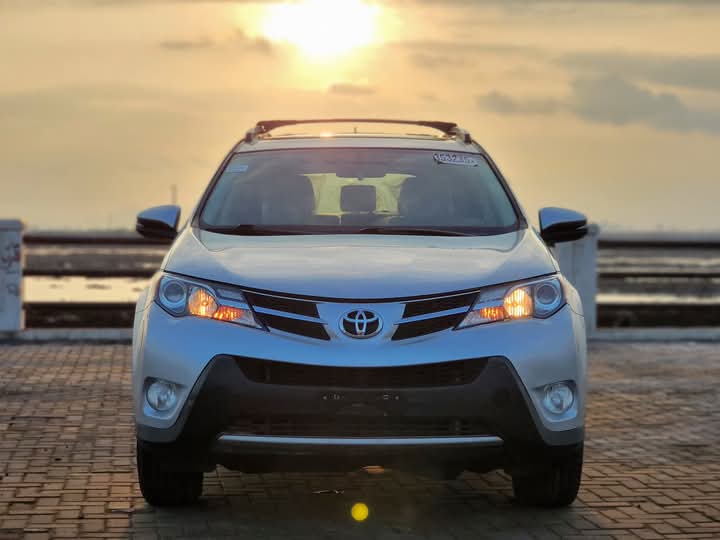 سيارة راف فور للبيع في مدينة عدن