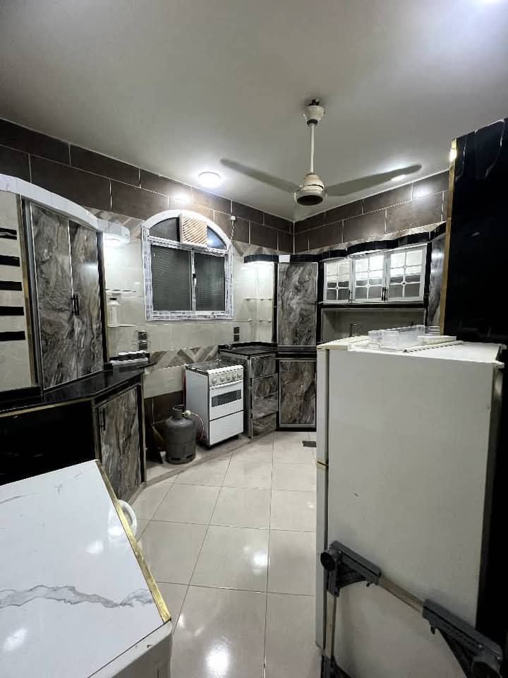 شقة مفروشة للإيجار في عدن المنصورة