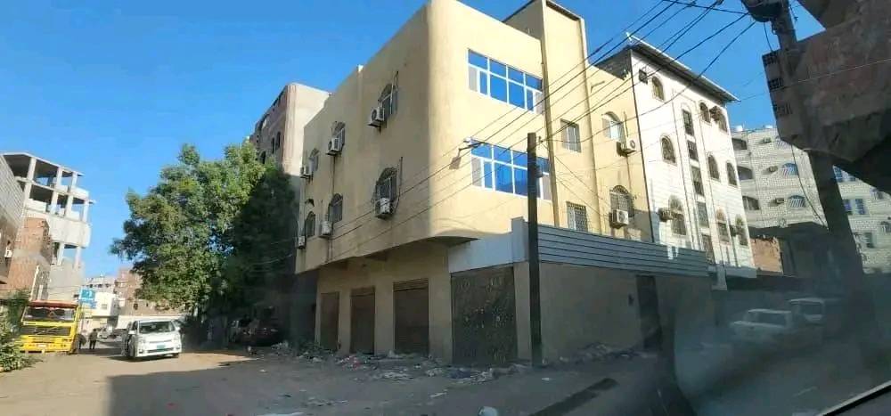 للبيع عمارة سكنية ركنية بموقع ممتاز – الممدارة الجديدة