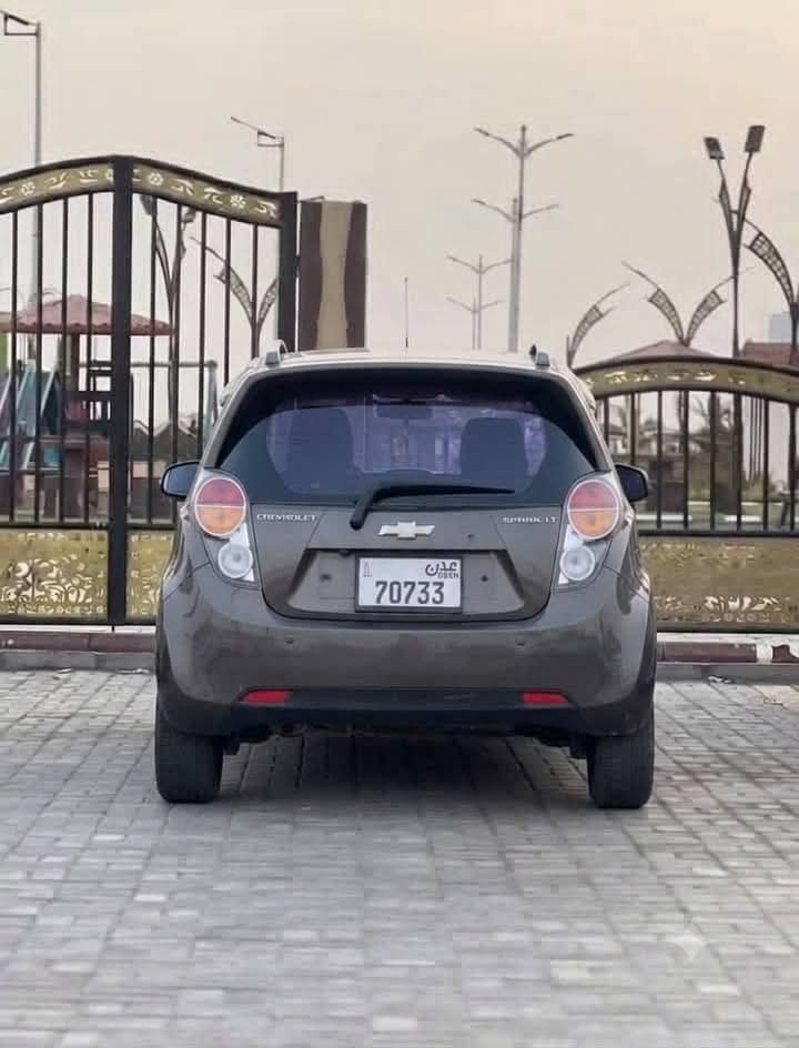 سيارة للبيع في مدينة عدن