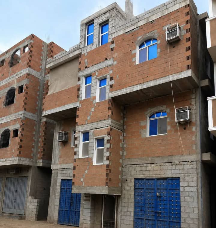 عمارة للبيع في عدن مدينة انماء 