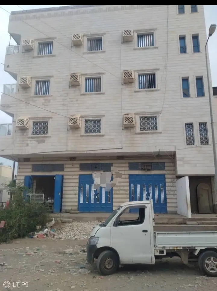 عمارة للبيع في ريمي - عدن 